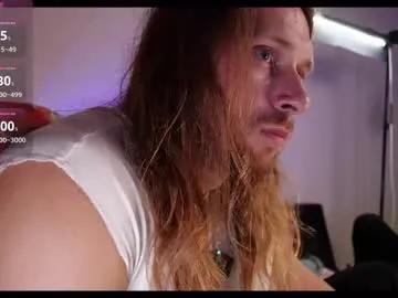 rusbigpaul from Chaturbate