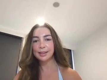 sweetukcassie from Chaturbate
