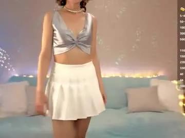 Discover sexy slut Wild_berrrie wild_berrrie from Chaturbate