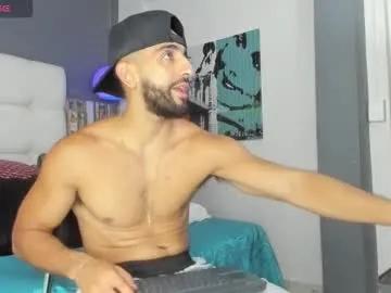 Try Yiyo10_, he wants to masturbate for you yiyo10_ from Chaturbate