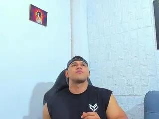 Cute Aaron_velour wants you to fuck his body now aaron_velour from Flirt4Free