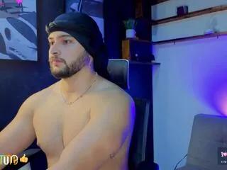 andreww_brownn from Flirt4Free