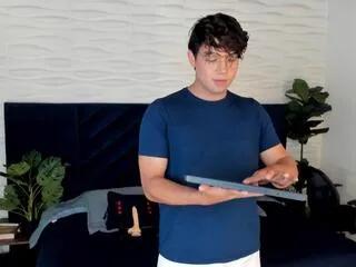 Flirt4Free Dyllan_cooper dyllan_cooper from Flirt4Free