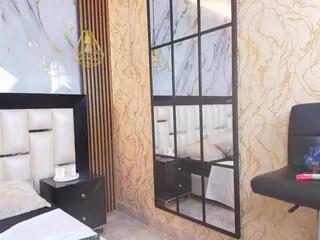 Naked Kelly_swift wants you to fuck her body now kelly_swift from Flirt4Free