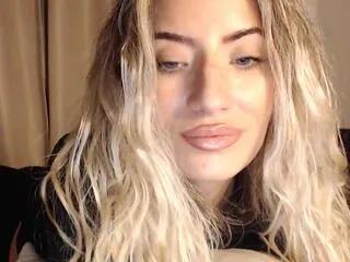 Discover Megan_blaze, she wants to masturbate for you megan_blaze from Flirt4Free