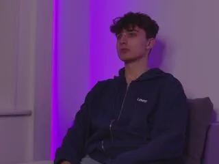 Discover slutty slut Richard_stelle richard_stelle from Flirt4Free