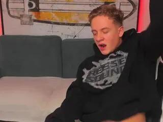 zeke_carter from Flirt4Free