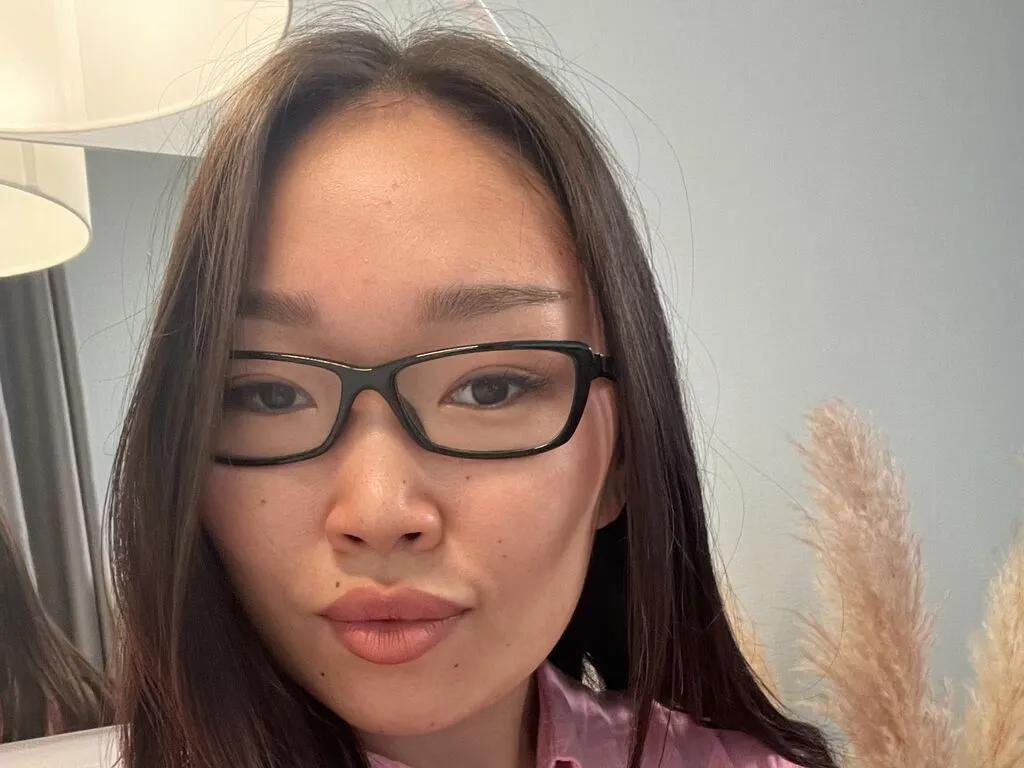 AdriaNochi from LiveJasmin