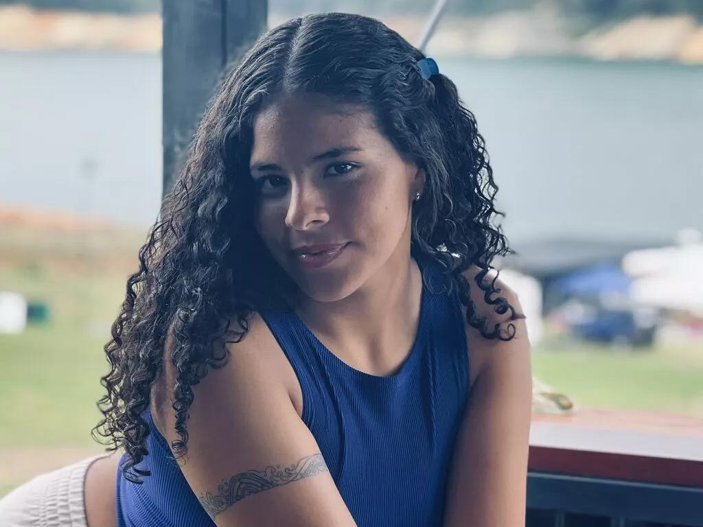 Sexy AleGil wants you to fuck her body now AleGil from LiveJasmin