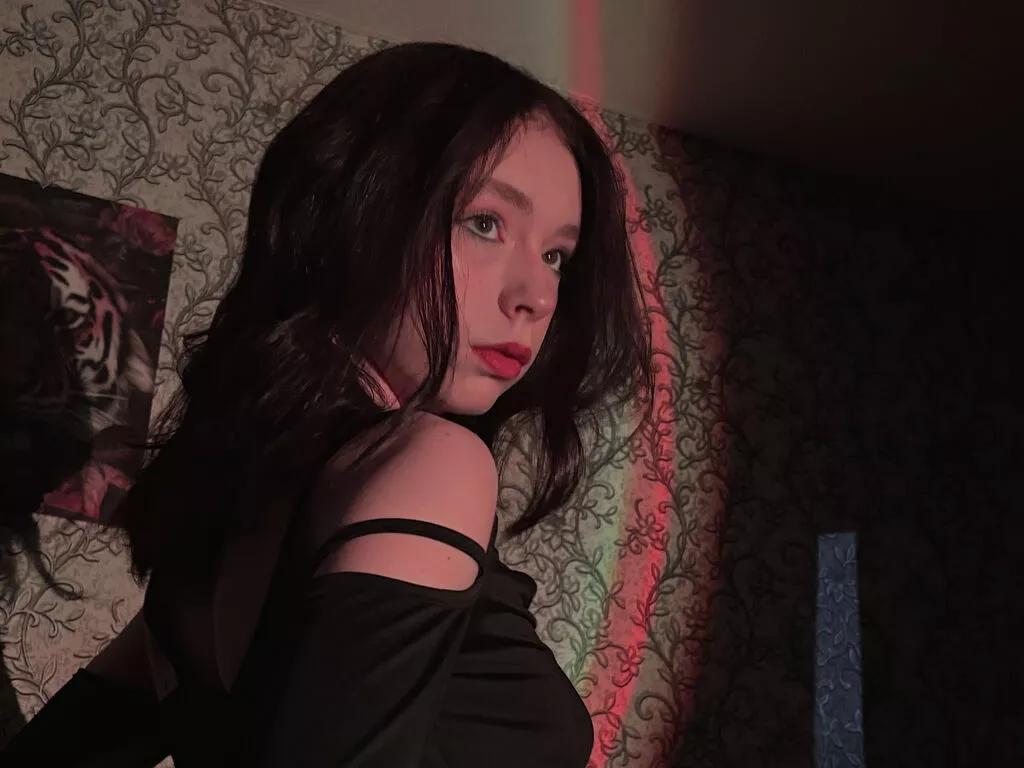 Slutty AuroraPie wants you to fuck her body now AuroraPie from LiveJasmin