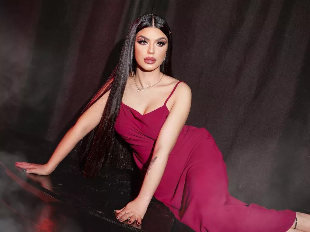 Masturbate to CarolinaFleen, she wants to masturbate for you CarolinaFleen from LiveJasmin