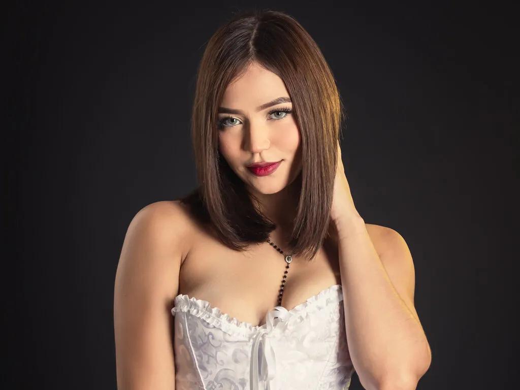 Watch ClarissaMorreti, she wants to masturbate for you ClarissaMorreti from LiveJasmin