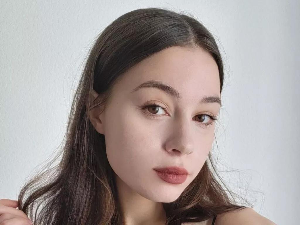 Explore slutty camslut EdytGoldsmith EdytGoldsmith from LiveJasmin