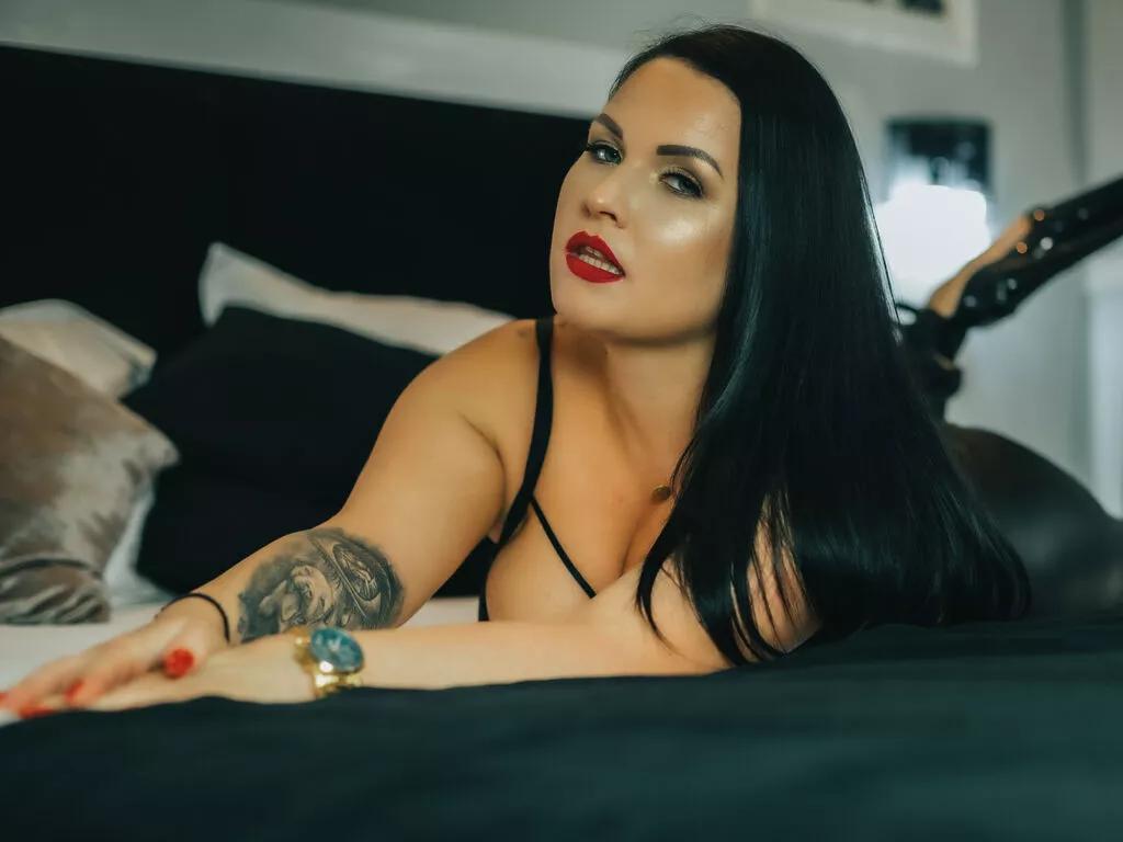 Naked GeorgiaLerox wants you to fuck her body now GeorgiaLerox from LiveJasmin