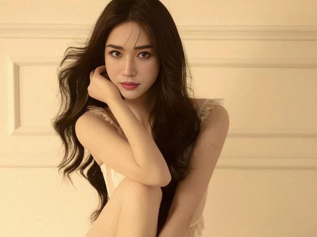 Masturbate to KarenChris, she wants to masturbate for you KarenChris from LiveJasmin