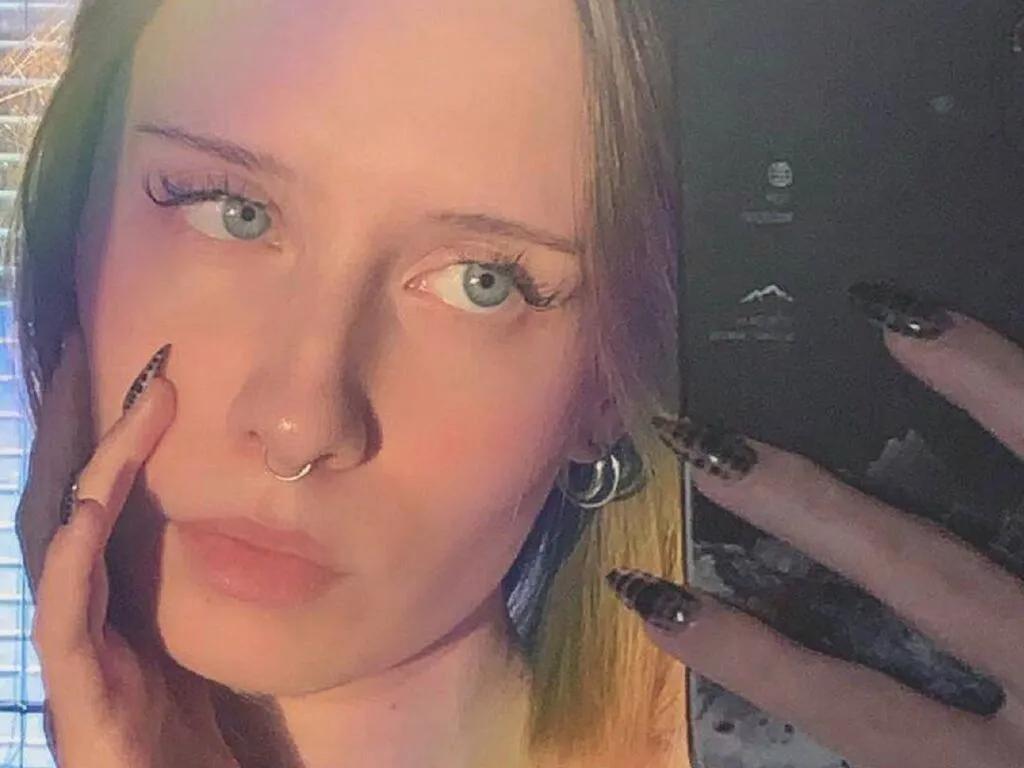 Slutty LeonilaSeedorf from LiveJasmin LeonilaSeedorf from LiveJasmin