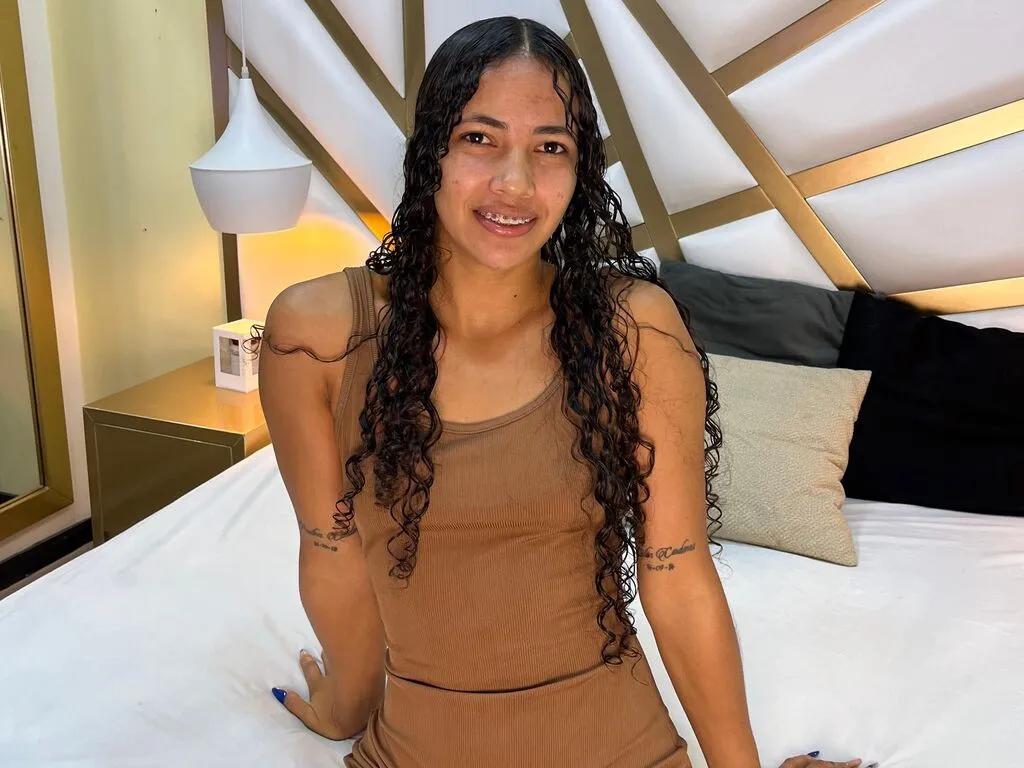 Try MeganSiner, she wants to masturbate for you MeganSiner from LiveJasmin