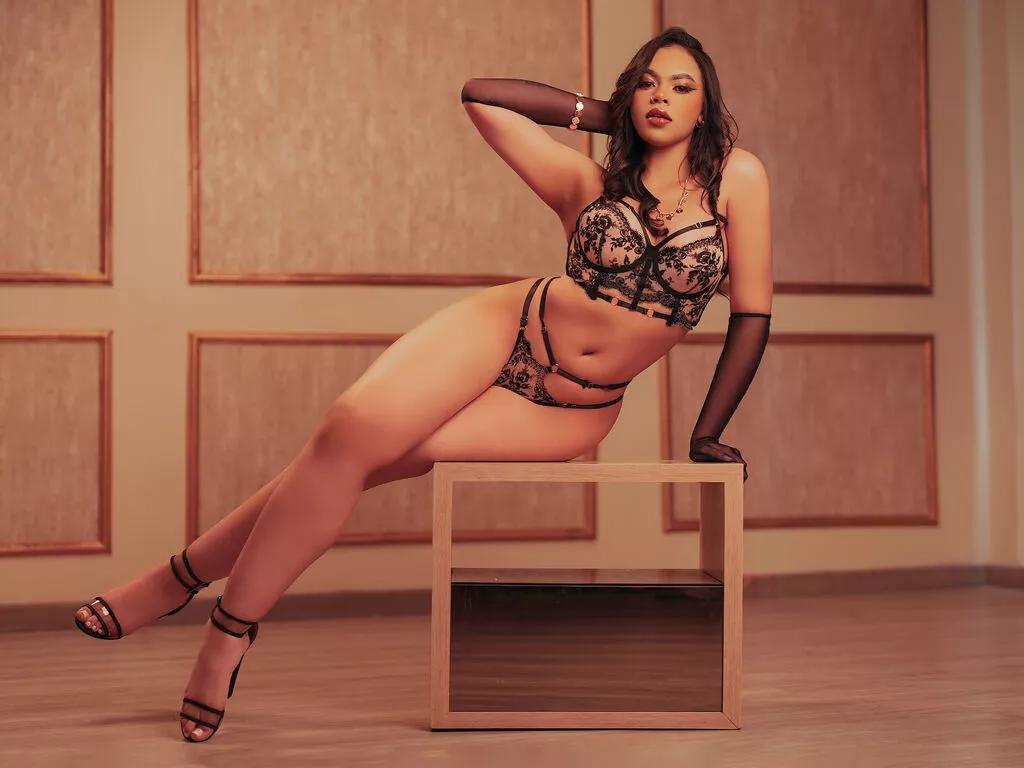 Sweet NicoleViscontti wants you to fuck her body now NicoleViscontti from LiveJasmin