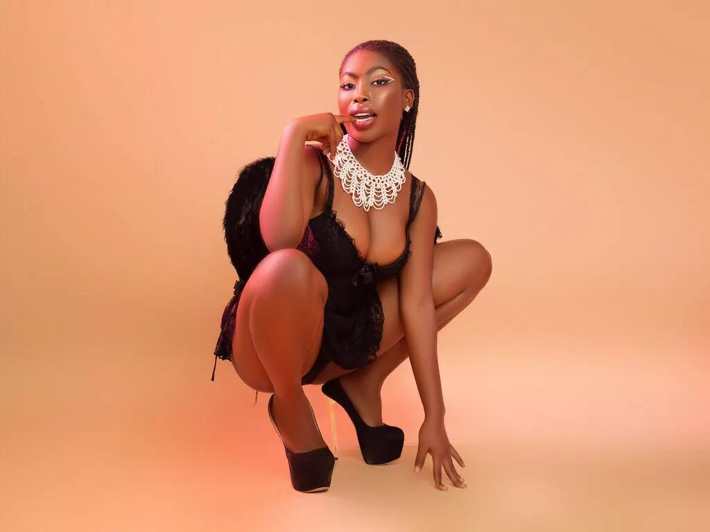 Sweet NoaZara wants you to fuck her body now NoaZara from LiveJasmin