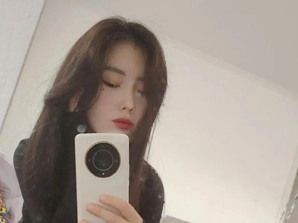 RaeannReimmer from LiveJasmin