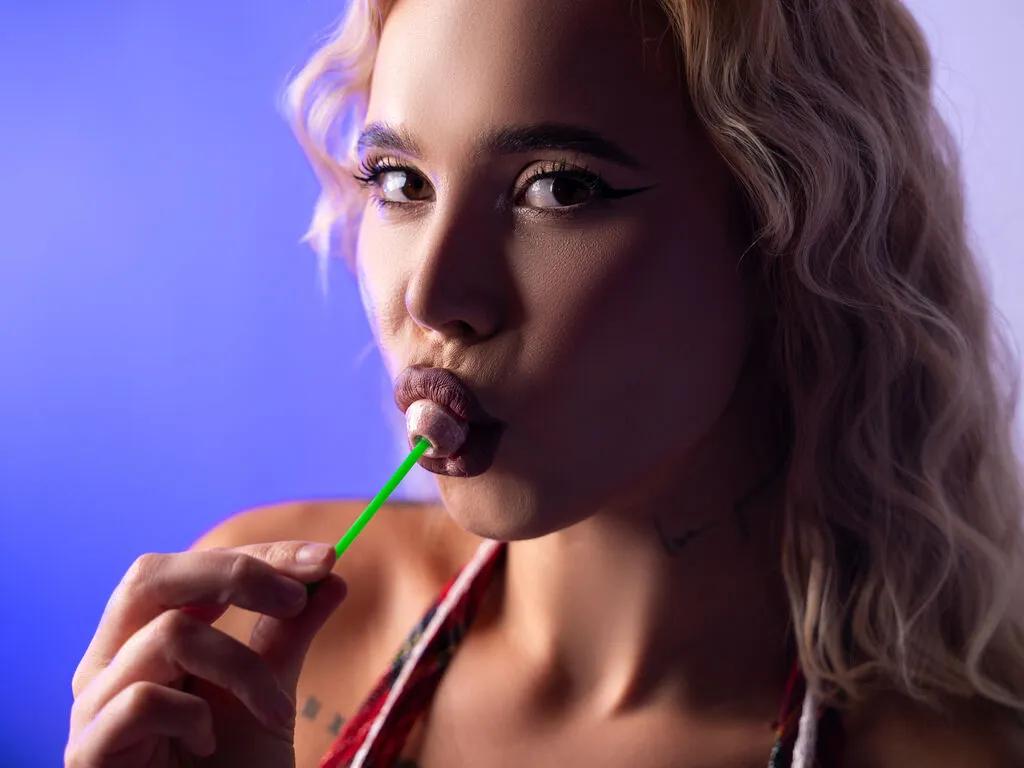 SandraDymond from LiveJasmin