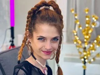 KittyRaine from Streamate