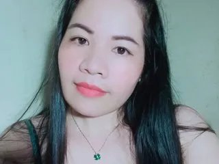 LaylaGirl99 from Streamate