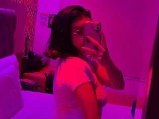 LizLoly from Streamate