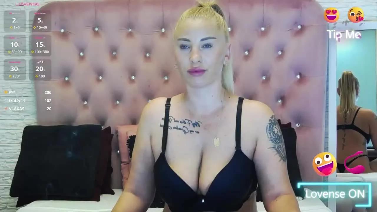 KikiSweettt from Streamray