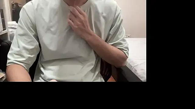 16hornydog from StripChat