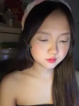 Alice1818 from StripChat