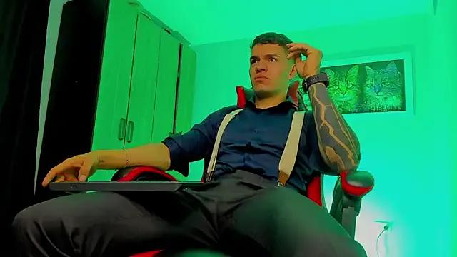 ALPHA_DOMINUS_ from StripChat