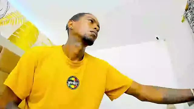 bigblackhotx1 from StripChat