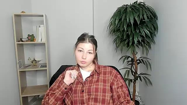 Sweet BrittGupton wants you to fuck her body now BrittGupton from StripChat