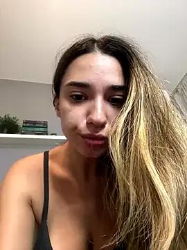 Masturbate to StripChat's ItalianGirl ItalianGirl from StripChat
