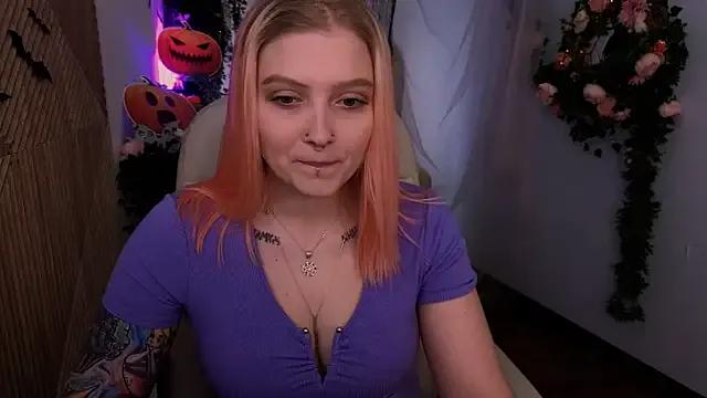 Kiki_shay from StripChat
