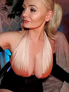 LaLady_Candy from StripChat