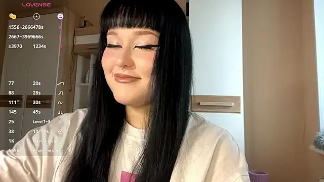 LaurenOveson from StripChat