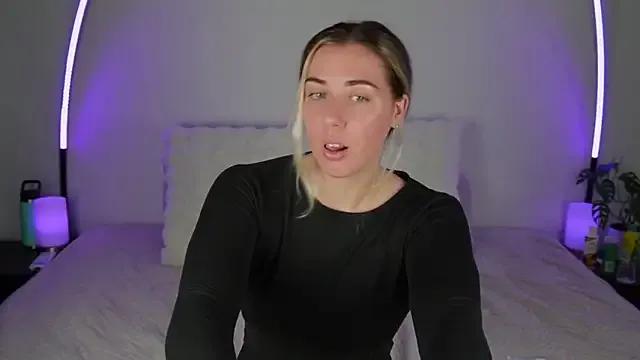 Lulu_berkeley from StripChat