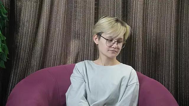 Watch StripChat's MargertDoyen MargertDoyen from StripChat