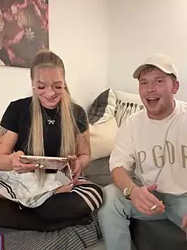 Explore NickyGold_Official, they want to masturbate for you NickyGold_Official from StripChat