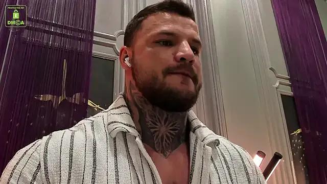 Discover cute camslut OliverSport OliverSport from StripChat