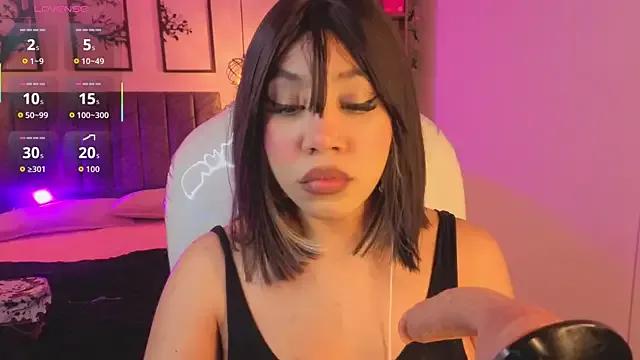 Olivia_ds from StripChat