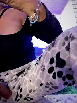 Sexy PaulinaSanders_X wants you to fuck her body now PaulinaSanders_X from StripChat