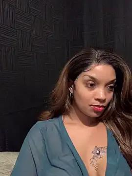 Sexy Rakiyahcharms wants you to fuck her body now Rakiyahcharms from StripChat