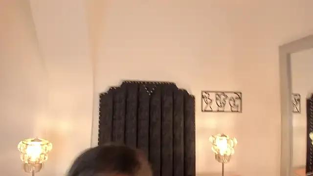 SamanthaBrown69 from StripChat