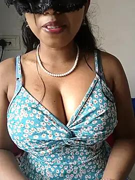 sandy_naughty from StripChat