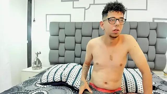 Watch naked stripper SkarletRuiz SkarletRuiz from StripChat