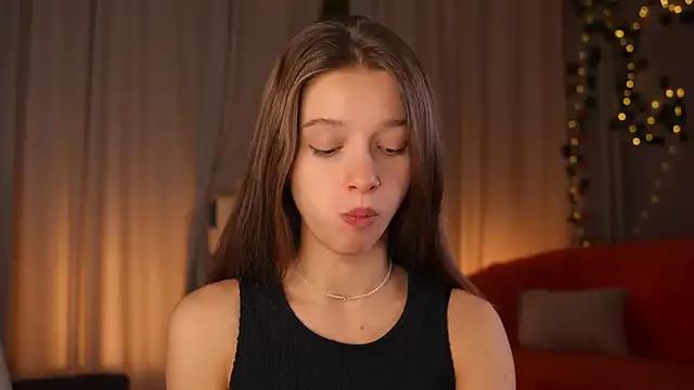 Explore UdelaHathorne, she wants to masturbate for you UdelaHathorne from StripChat