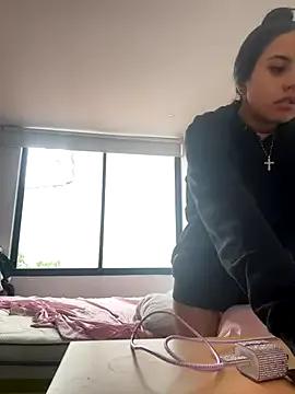 Masturbate to StripChat's Victoria_alson Victoria_alson from StripChat